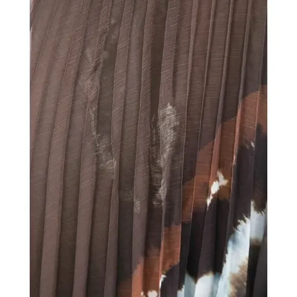 AMUR Sue Pleated Gown Size 4 - Picture 7 of 7